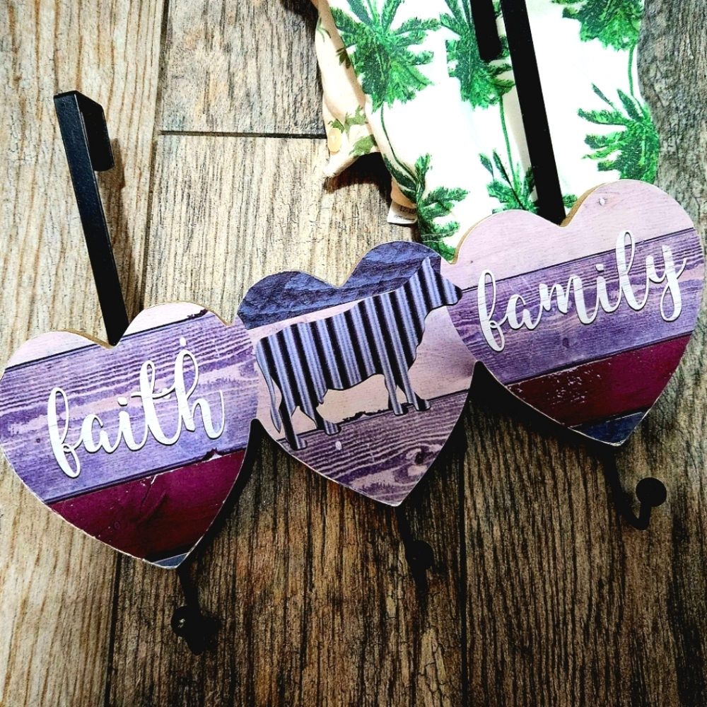 Wooden w Metal Hooks Rustic Hearts Over the Door instant Hanger- Country look